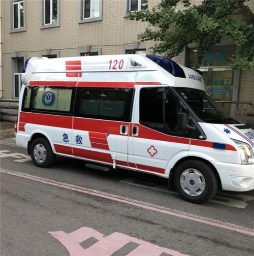 下花园选择我们的救护车出租,开启安心转院之旅